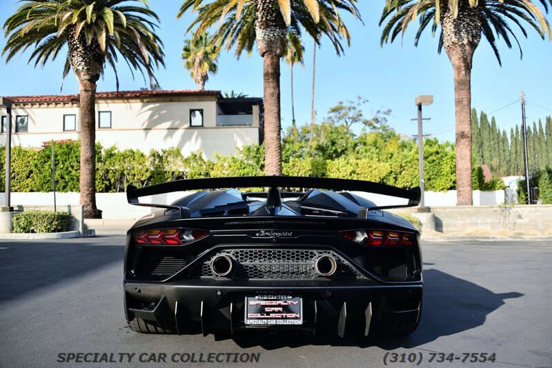 2020 Lamborghini Aventador LP 770-4 SVJ  Roadster - Photo 12 - West Hollywood, CA 90069