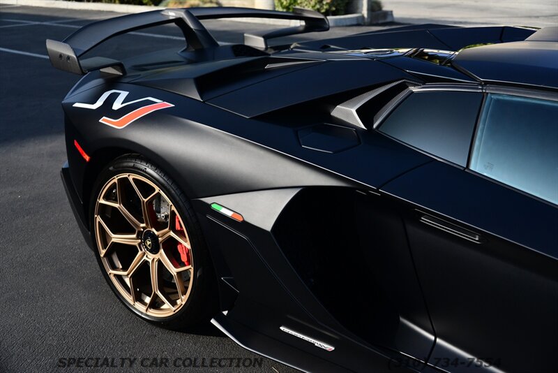 2020 Lamborghini Aventador LP 770-4 SVJ  Roadster - Photo 7 - West Hollywood, CA 90069