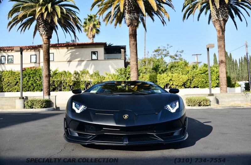 2020 Lamborghini Aventador LP 770-4 SVJ  Roadster - Photo 5 - West Hollywood, CA 90069