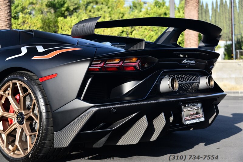 2020 Lamborghini Aventador LP 770-4 SVJ  Roadster - Photo 14 - West Hollywood, CA 90069