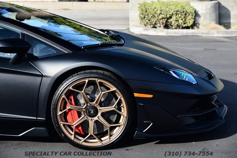 2020 Lamborghini Aventador LP 770-4 SVJ  Roadster - Photo 10 - West Hollywood, CA 90069