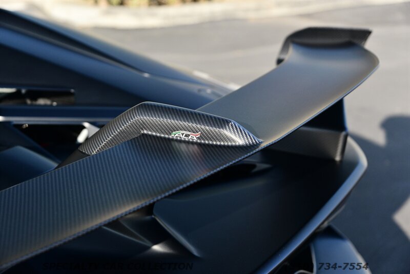 2020 Lamborghini Aventador LP 770-4 SVJ  Roadster - Photo 23 - West Hollywood, CA 90069