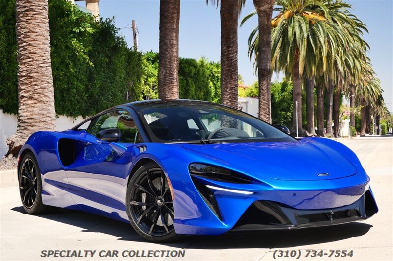 2023 McLaren Artura   - Photo 4 - West Hollywood, CA 90069