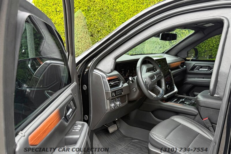 2025 GMC Yukon XL Denali   - Photo 11 - West Hollywood, CA 90069