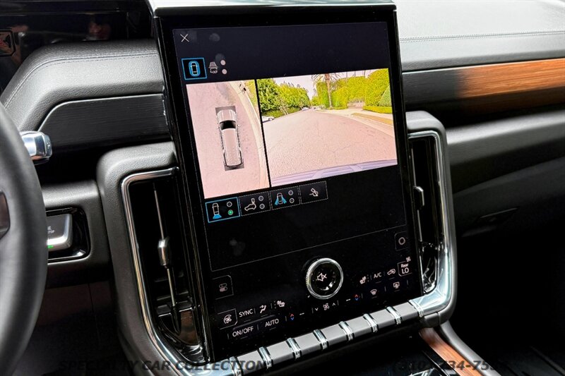 2025 GMC Yukon XL Denali   - Photo 14 - West Hollywood, CA 90069