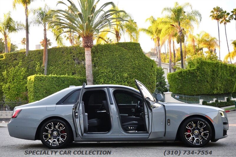 2022 Rolls-Royce Ghost Black Badge   - Photo 14 - West Hollywood, CA 90069