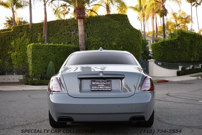 2022 Rolls-Royce Ghost Black Badge   - Photo 8 - West Hollywood, CA 90069