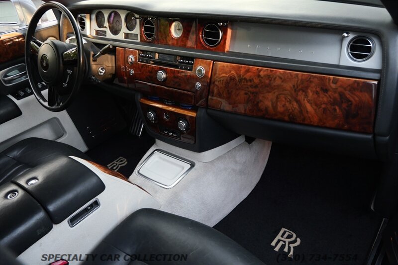 2004 Rolls-Royce Phantom   - Photo 19 - West Hollywood, CA 90069