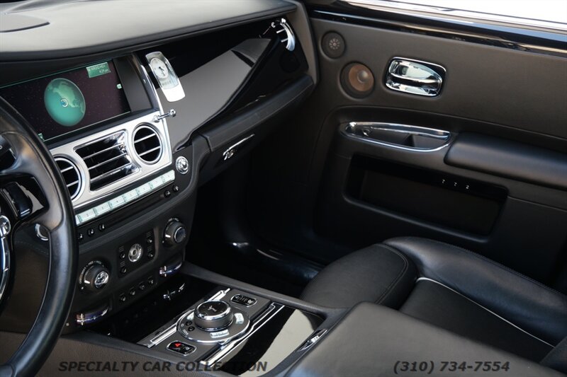 2015 Rolls-Royce Ghost   - Photo 14 - West Hollywood, CA 90069