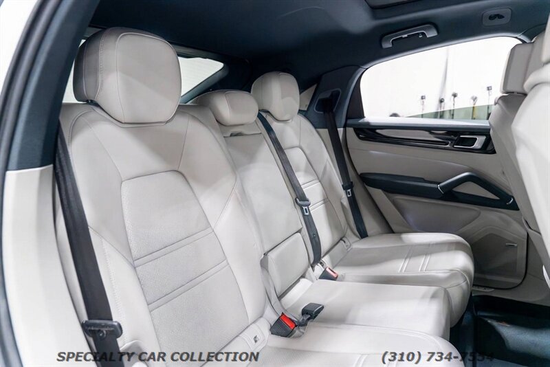 2022 Porsche Cayenne Coupe - Photo 22 - West Hollywood, CA 90069
