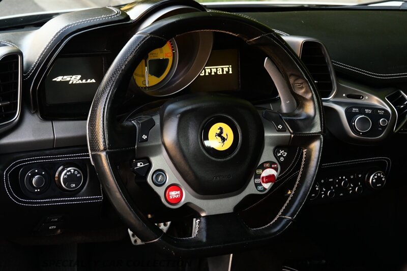 2012 Ferrari 458 Italia   - Photo 12 - West Hollywood, CA 90069