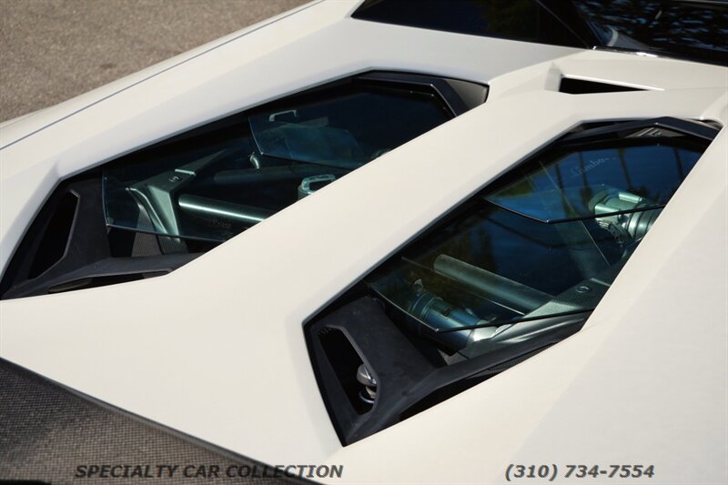 2015 Lamborghini Aventador LP 700-4 - Photo 18 - West Hollywood, CA 90069