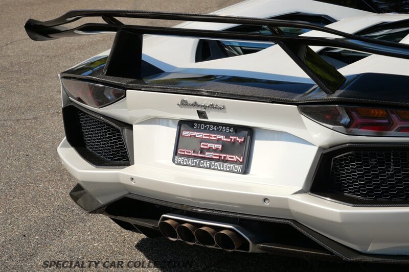 2015 Lamborghini Aventador LP 700-4 - Photo 15 - West Hollywood, CA 90069