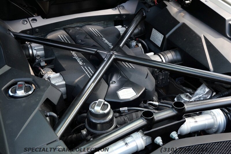 2015 Lamborghini Aventador LP 700-4 - Photo 39 - West Hollywood, CA 90069