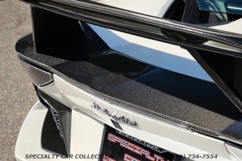 2015 Lamborghini Aventador LP 700-4 - Photo 17 - West Hollywood, CA 90069