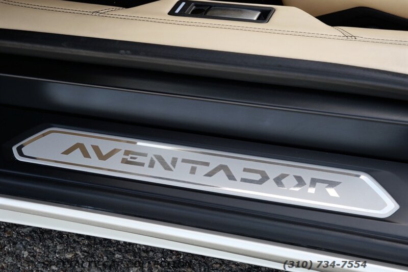 2015 Lamborghini Aventador LP 700-4 - Photo 35 - West Hollywood, CA 90069