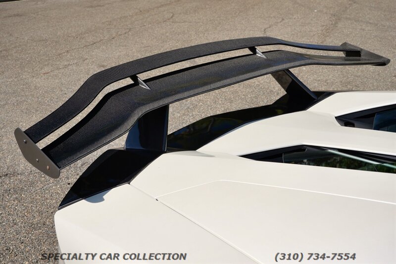 2015 Lamborghini Aventador LP 700-4 - Photo 14 - West Hollywood, CA 90069