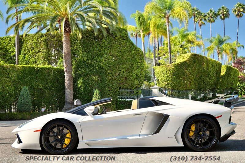 2015 Lamborghini Aventador LP 700-4 - Photo 12 - West Hollywood, CA 90069