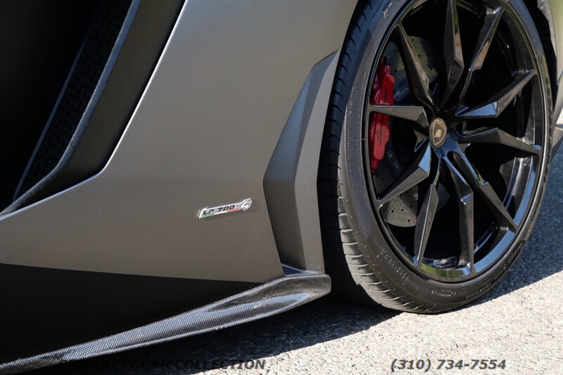 2015 Lamborghini Aventador LP 700-4   - Photo 15 - West Hollywood, CA 90069