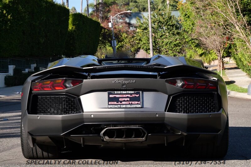 2015 Lamborghini Aventador LP 700-4   - Photo 10 - West Hollywood, CA 90069