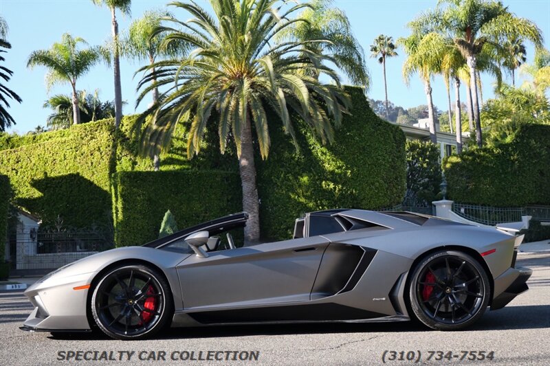 2015 Lamborghini Aventador LP 700-4   - Photo 12 - West Hollywood, CA 90069