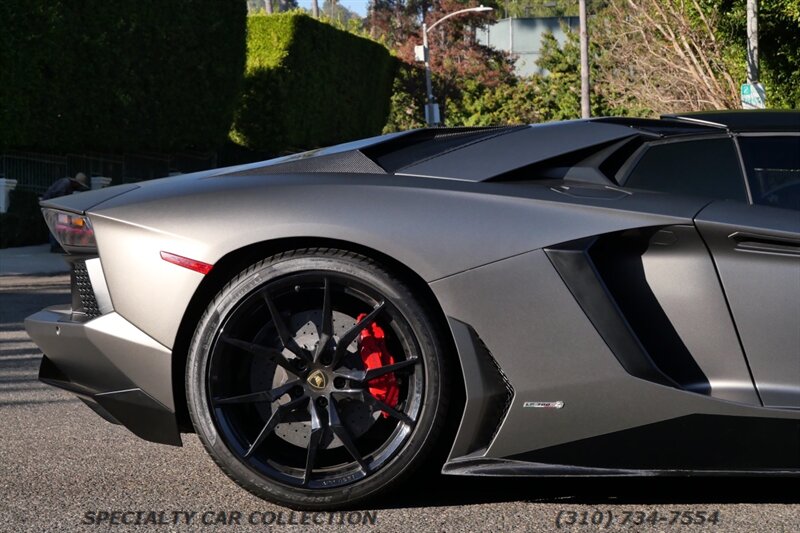 2015 Lamborghini Aventador LP 700-4   - Photo 7 - West Hollywood, CA 90069