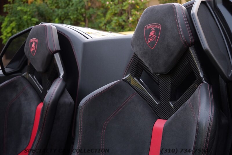 2017 Lamborghini Huracan LP 610-4 Spyder   - Photo 15 - West Hollywood, CA 90069