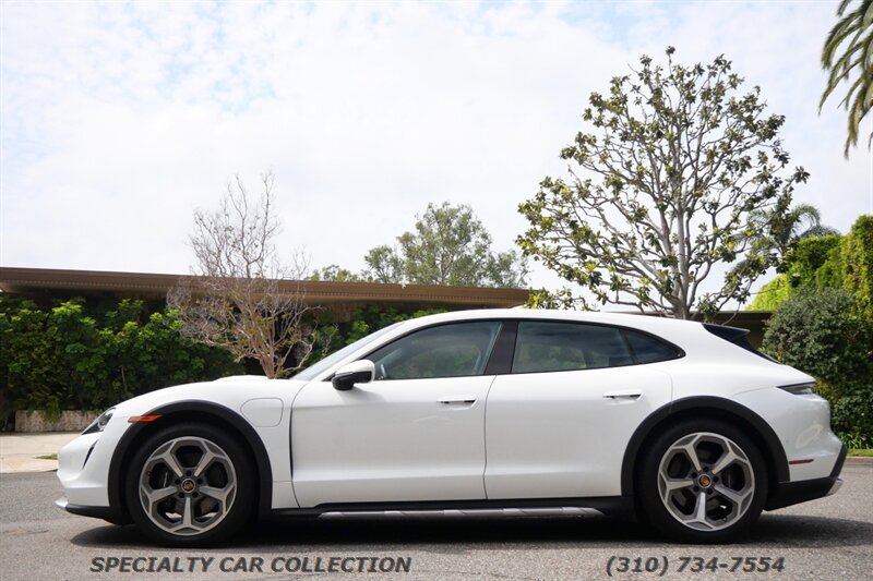 2023 Porsche Taycan 4 Cross Turismo   - Photo 8 - West Hollywood, CA 90069