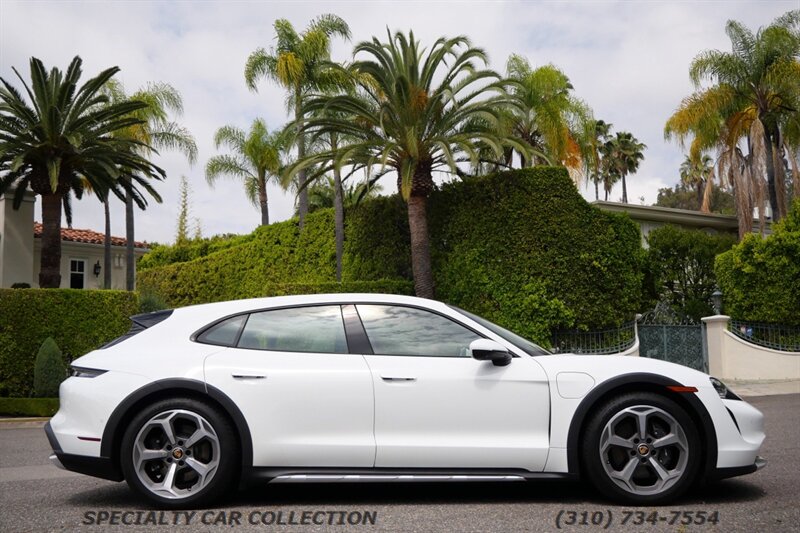 2023 Porsche Taycan 4 Cross Turismo   - Photo 4 - West Hollywood, CA 90069