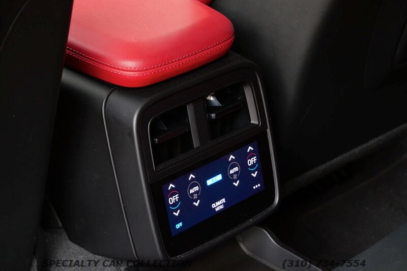 2023 Porsche Taycan 4 Cross Turismo   - Photo 22 - West Hollywood, CA 90069