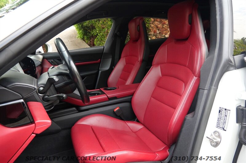 2023 Porsche Taycan 4 Cross Turismo   - Photo 10 - West Hollywood, CA 90069