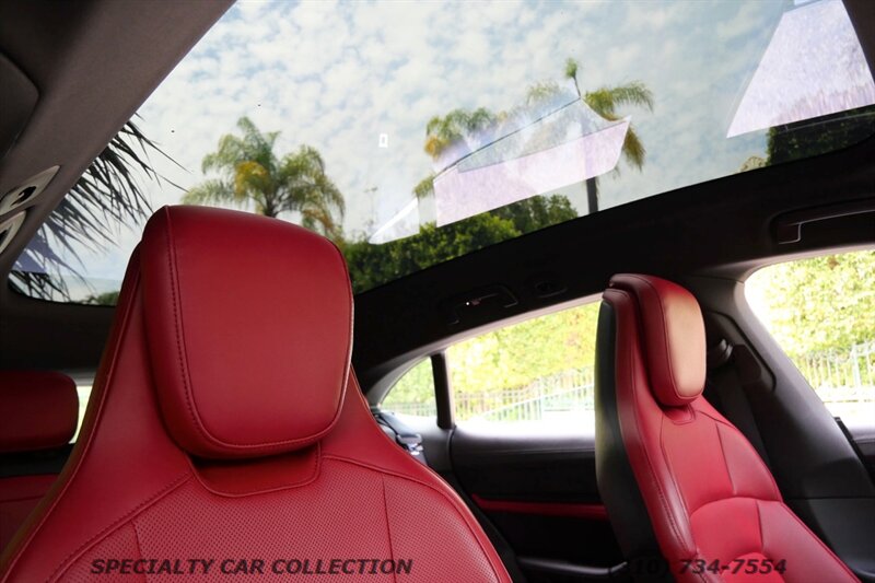 2023 Porsche Taycan 4 Cross Turismo   - Photo 18 - West Hollywood, CA 90069