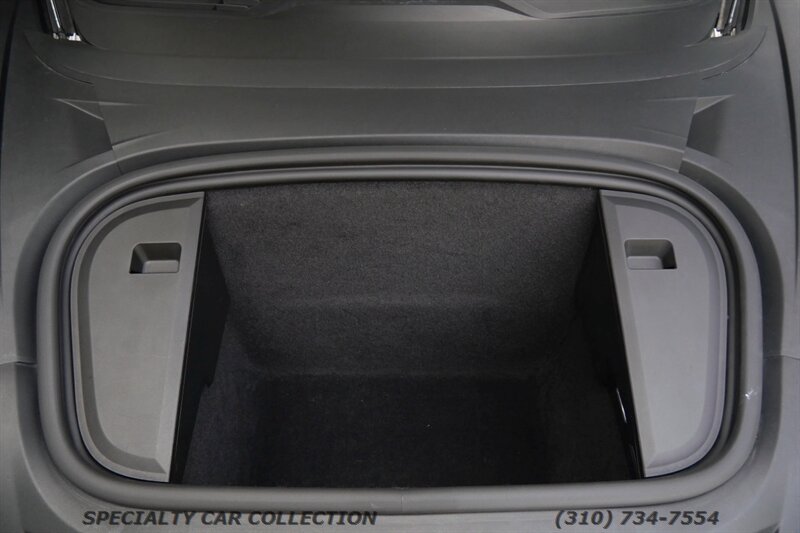 2023 Porsche Taycan 4 Cross Turismo   - Photo 27 - West Hollywood, CA 90069