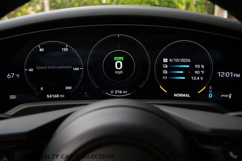 2023 Porsche Taycan 4 Cross Turismo   - Photo 28 - West Hollywood, CA 90069