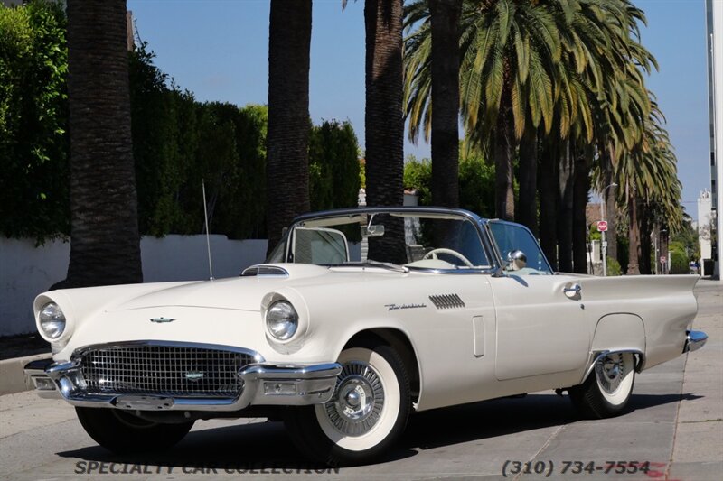 1957 Ford Thunderbird   - Photo 1 - West Hollywood, CA 90069