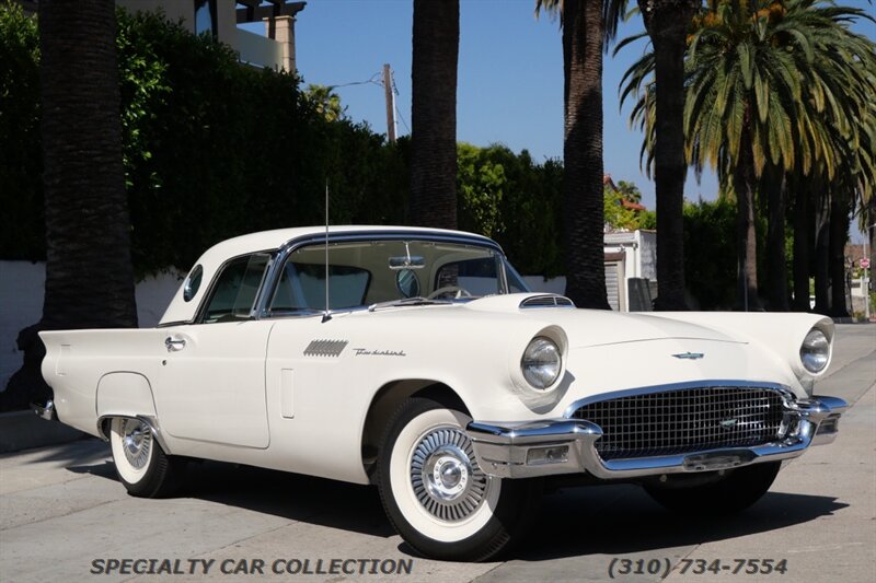 1957 Ford Thunderbird   - Photo 5 - West Hollywood, CA 90069