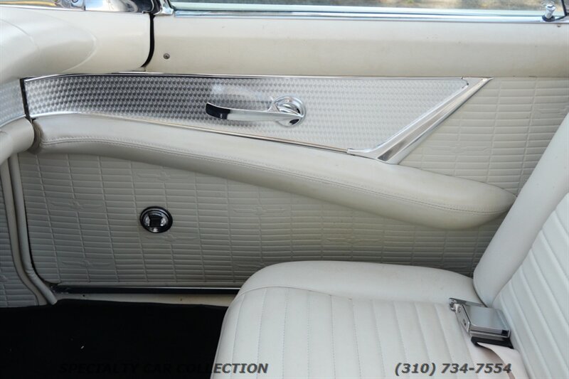 1957 Ford Thunderbird   - Photo 22 - West Hollywood, CA 90069