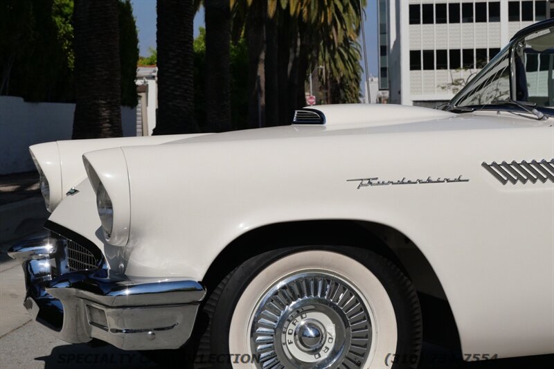 1957 Ford Thunderbird   - Photo 11 - West Hollywood, CA 90069