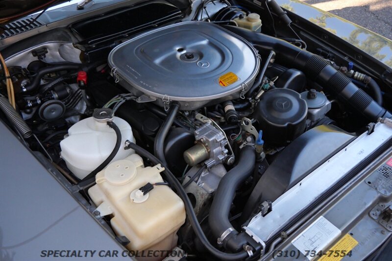 1989 Mercedes-Benz 560-Class 560 SL   - Photo 28 - West Hollywood, CA 90069