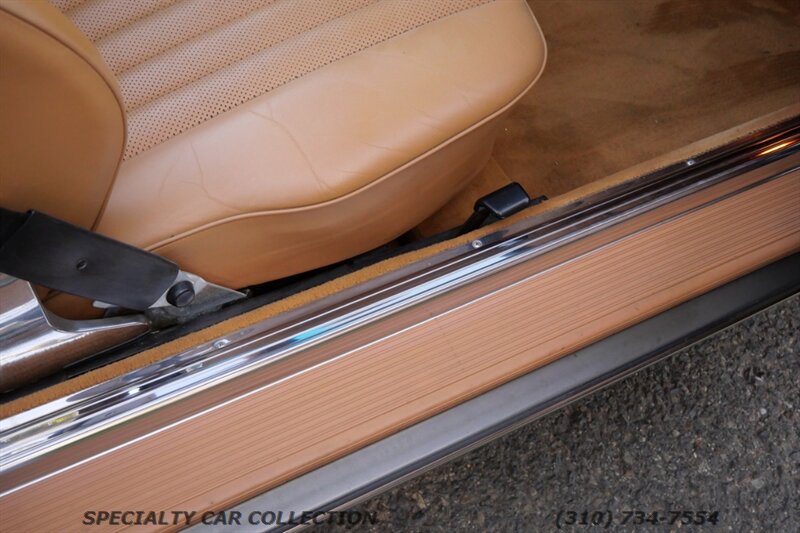 1989 Mercedes-Benz 560-Class 560 SL   - Photo 21 - West Hollywood, CA 90069