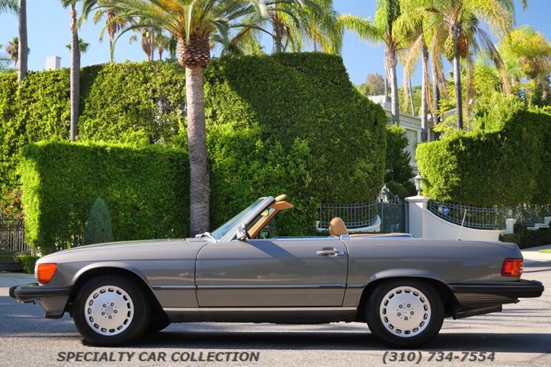 1989 Mercedes-Benz 560-Class 560 SL   - Photo 7 - West Hollywood, CA 90069
