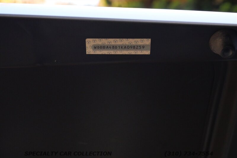 1989 Mercedes-Benz 560-Class 560 SL   - Photo 32 - West Hollywood, CA 90069
