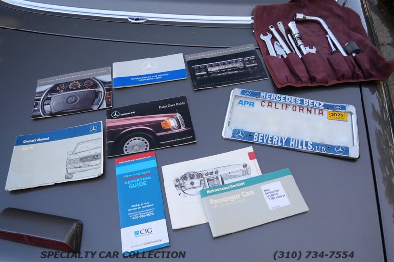 1989 Mercedes-Benz 560-Class 560 SL   - Photo 22 - West Hollywood, CA 90069