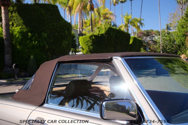 1989 Mercedes-Benz 560-Class 560 SL   - Photo 9 - West Hollywood, CA 90069
