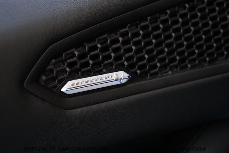 2022 Lamborghini Huracan EVO Spyder - Photo 17 - West Hollywood, CA 90069
