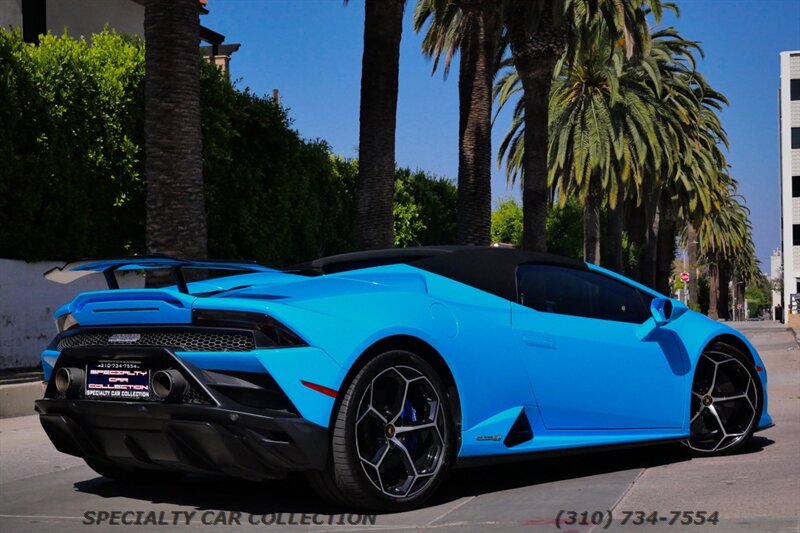 2022 Lamborghini Huracan EVO Spyder - Photo 5 - West Hollywood, CA 90069