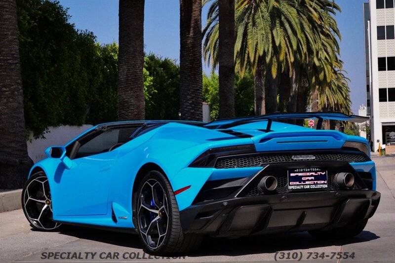 2022 Lamborghini Huracan EVO Spyder - Photo 7 - West Hollywood, CA 90069