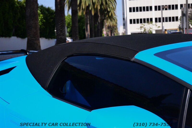 2022 Lamborghini Huracan EVO Spyder - Photo 9 - West Hollywood, CA 90069
