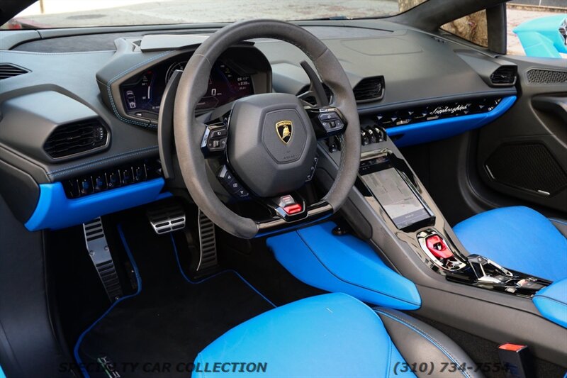 2022 Lamborghini Huracan EVO Spyder - Photo 11 - West Hollywood, CA 90069