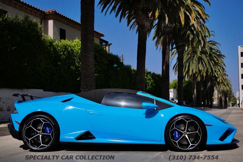 2022 Lamborghini Huracan EVO Spyder - Photo 4 - West Hollywood, CA 90069